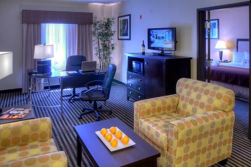 Baymont Inn & Suites Dallas/ Love Field - Dallas