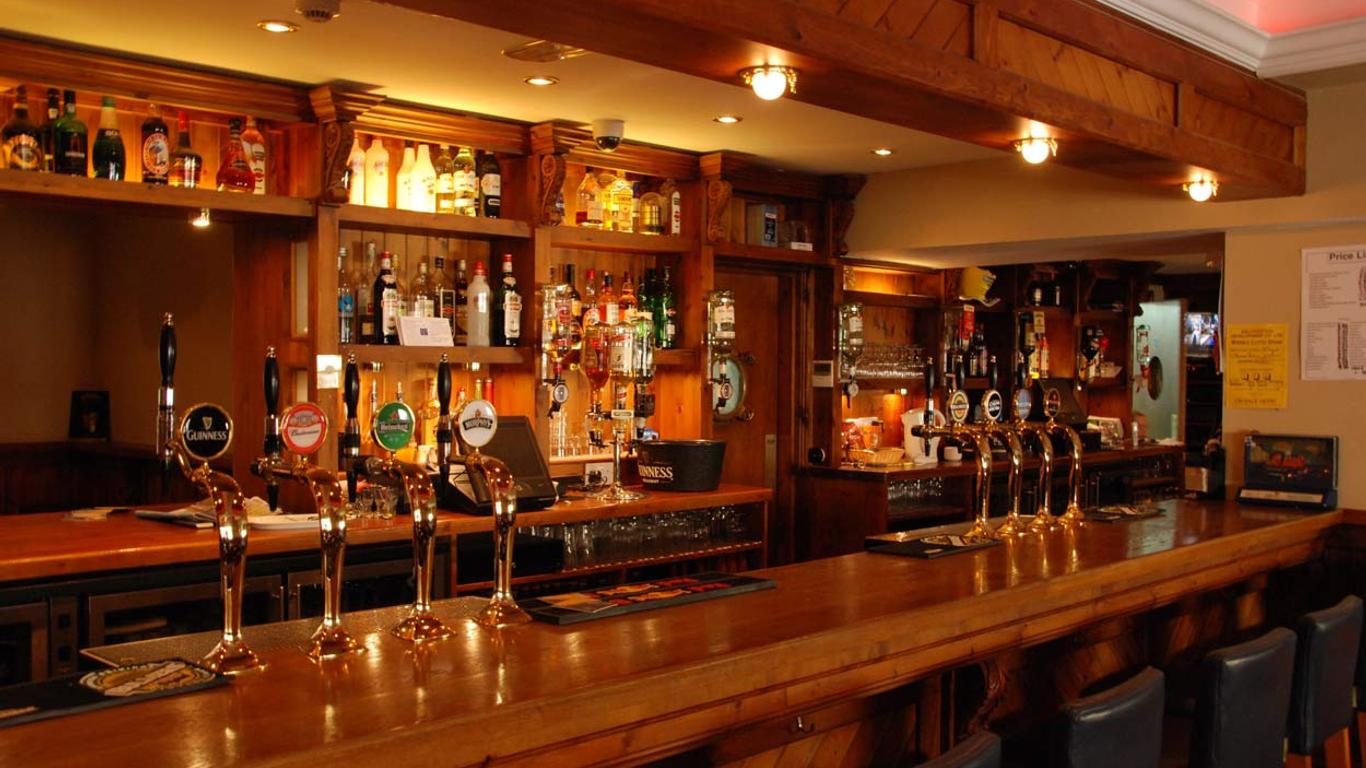 The Schooner Tavern