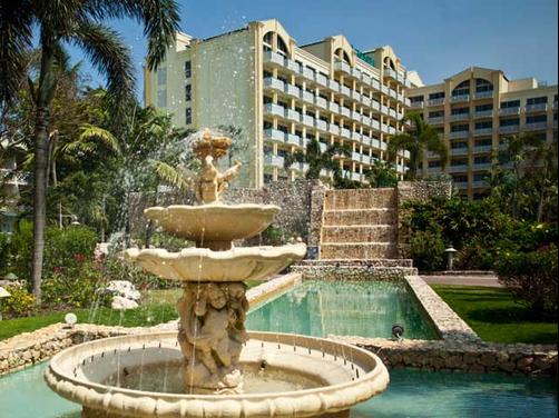 Sonesta Maho Beach All Inclusive Resort & Casino - Saint Martin