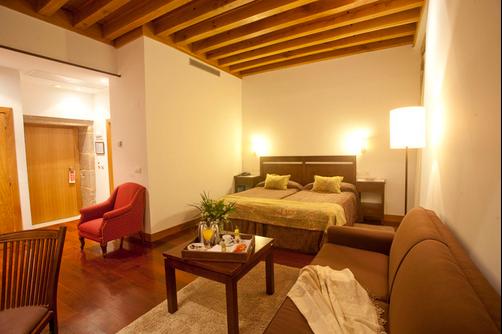 San Francisco Hotel Monumento - Santiago de Compostela - Bedroom