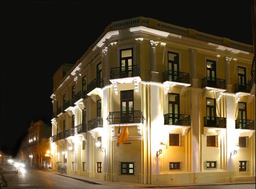 Antiguo Hotel Europa - Santo Domingo - Building