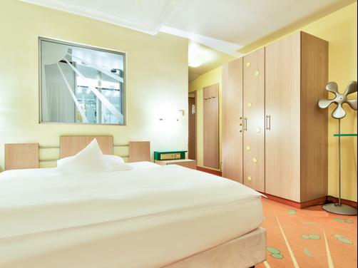 Hotel am Triller - Saarbruecken - Bedroom