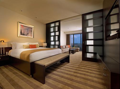 EB Hotel Miami - Miami Springs - Bedroom