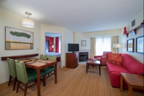 Residence Inn by Marriott Little Rock - Little Rock - Living room