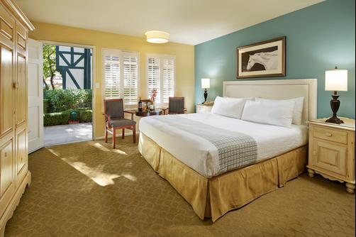 Wine Valley Inn - Solvang - Bedroom