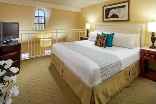 Wine Valley Inn - Solvang - Bedroom
