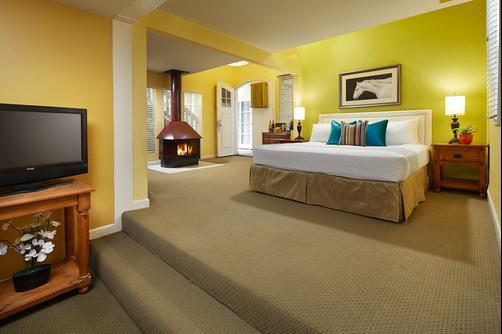 Wine Valley Inn - Solvang - Bedroom