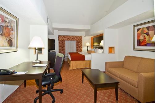 Best Western Plus Rockwall Inn & Suites - Rockwall - Bedroom
