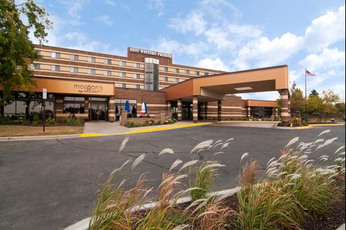 Best Western PREMIER Nicollet Inn - Burnsville - Building