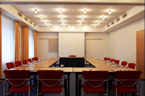 InterCityHotel Frankfurt Airport - Frankfurt am Main - Conference room