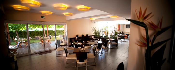 Ahotel Ljubljana - Ljubljana - Bar