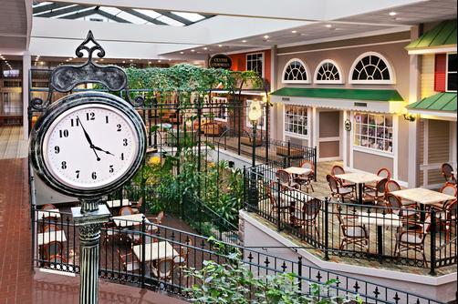 Days Inn Penn State - State College - Lobby
