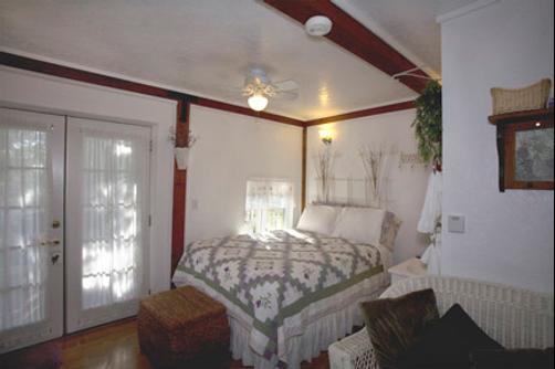 Windrose Romantic Cottages - Windsor