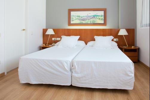 Aparthotel Atenea Barcelona - Barcelona - Bedroom