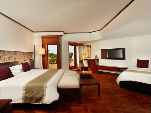 Nusa Dua Beach Hotel & Spa - Denpasar - Bedroom