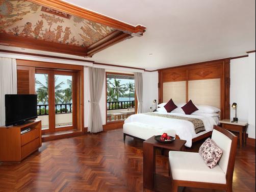 Nusa Dua Beach Hotel & Spa - Denpasar - Bedroom