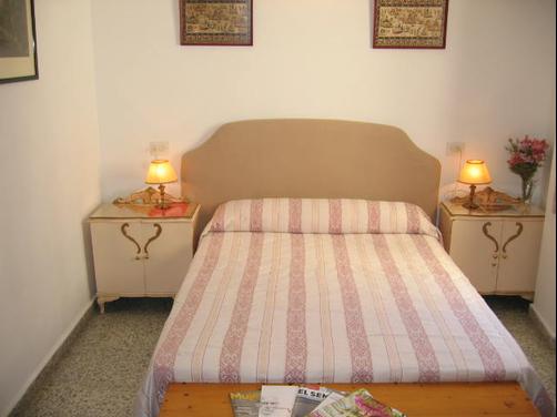 Hostal Altamar - Almuñecar - Bed