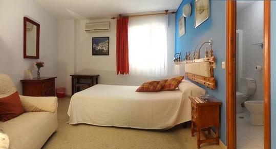 Hostal Altamar - Almuñecar - Building