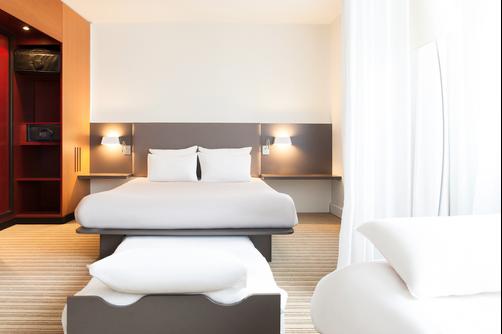 Suite Novotel Paris Porte de Montreuil - Paris - Bedroom