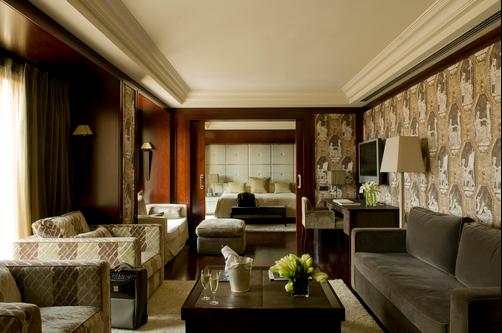 Majestic Hotel & Spa Barcelona - Barcelona - King bedroom