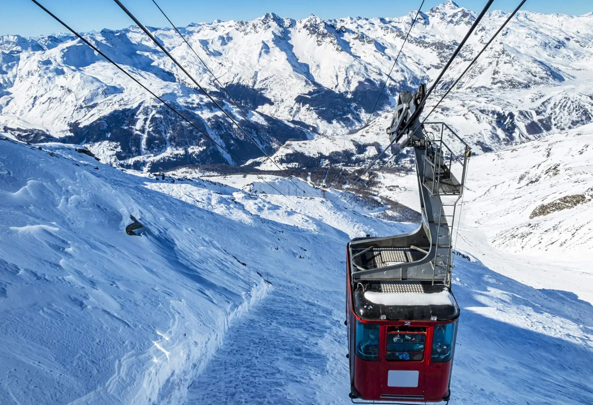 DEST_ITALY_VAL-CHIAVENNA_MADESIMO_THEME_SKIING
