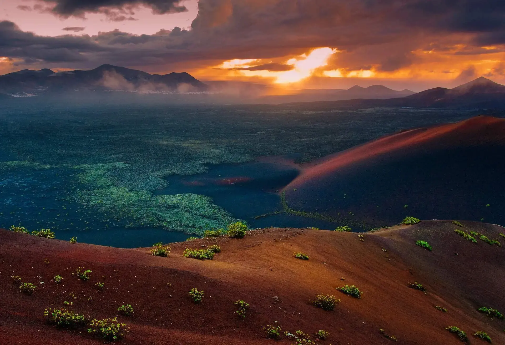 SPAIN_CANARY-ISLANDS_LANZAROTE_TIMANFYA-NATIONAL-PARK