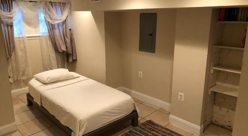 An English Gem near Union Station