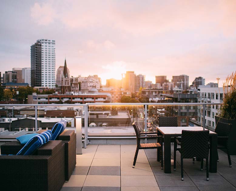 10 West Coast hotels with rooftop bars perfect for summer