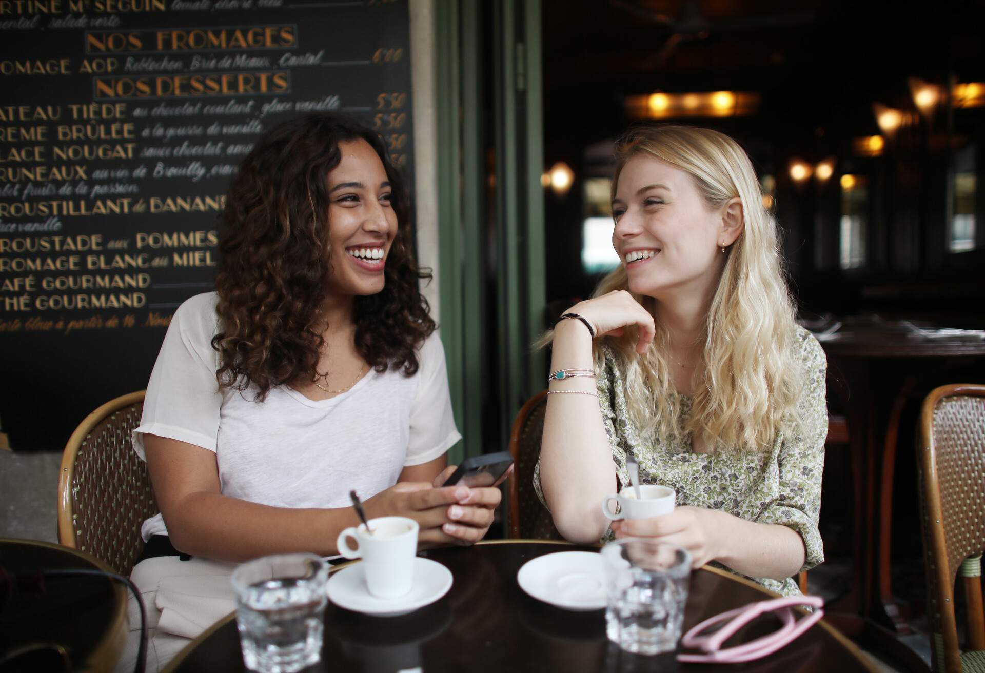 FRANCE, PARIS, FRIENDS, CAFE, SUMMER