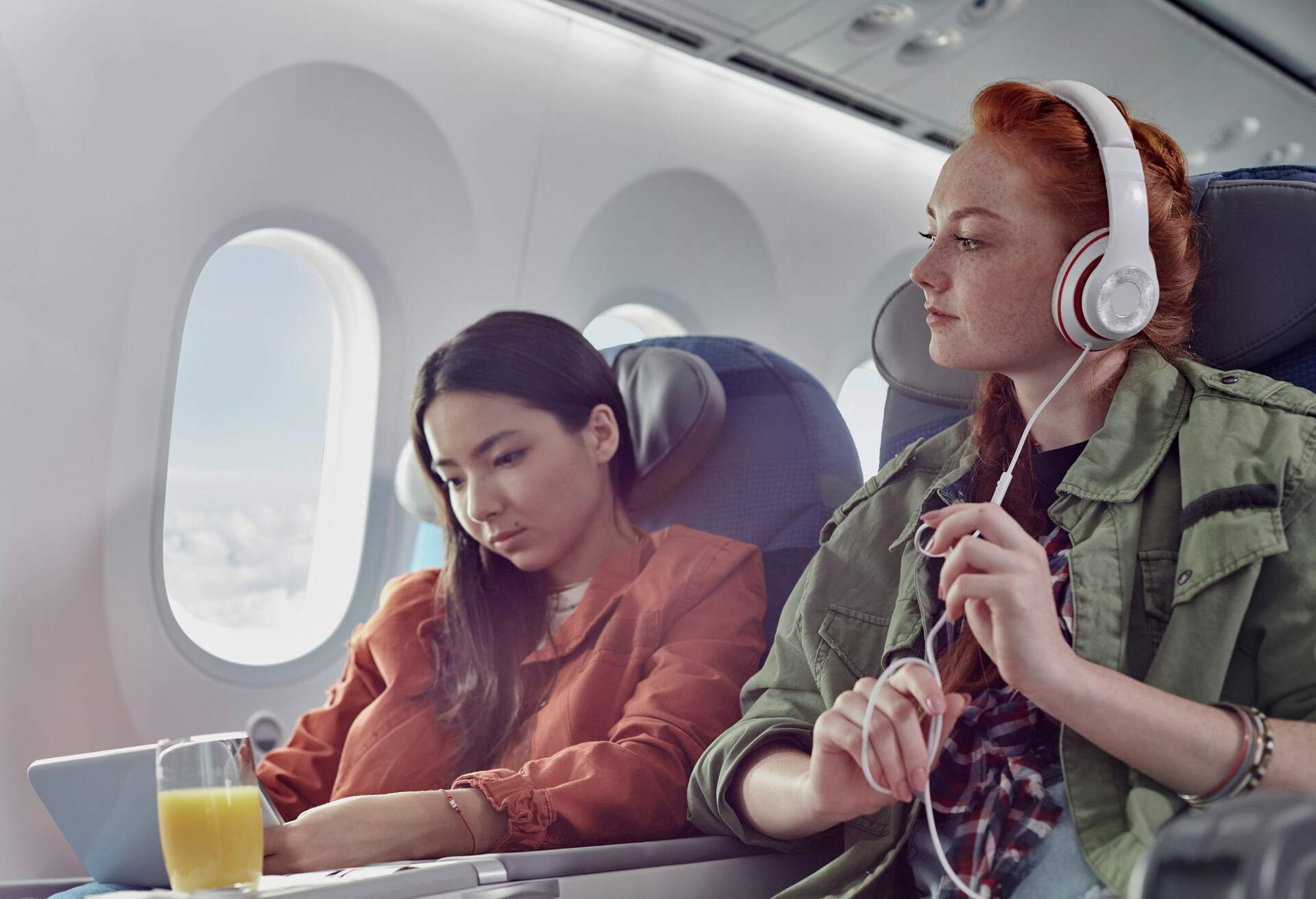 6 Hacks for Maximum Airplane Seat Comfort