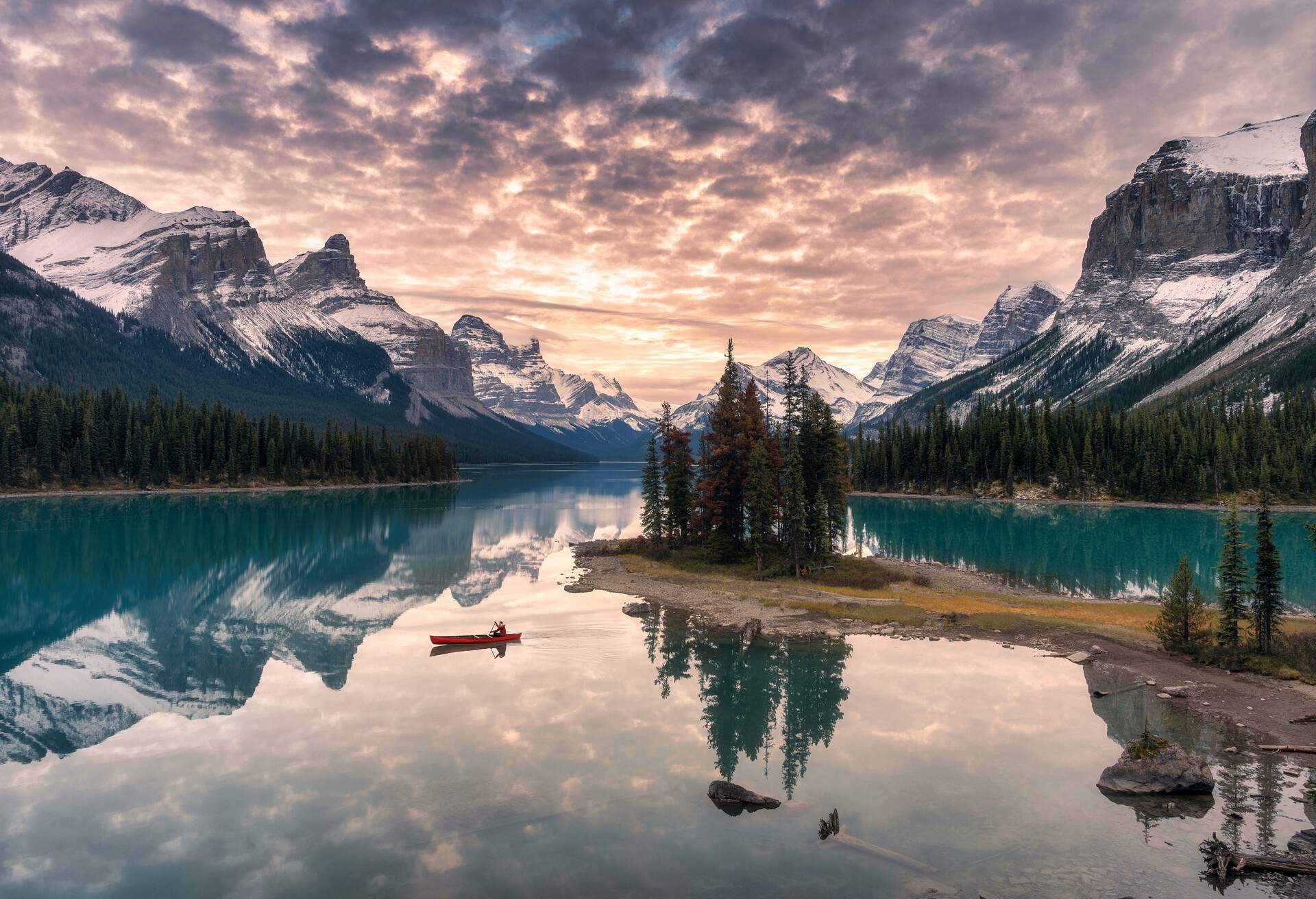 Escape to the best national parks in Canada