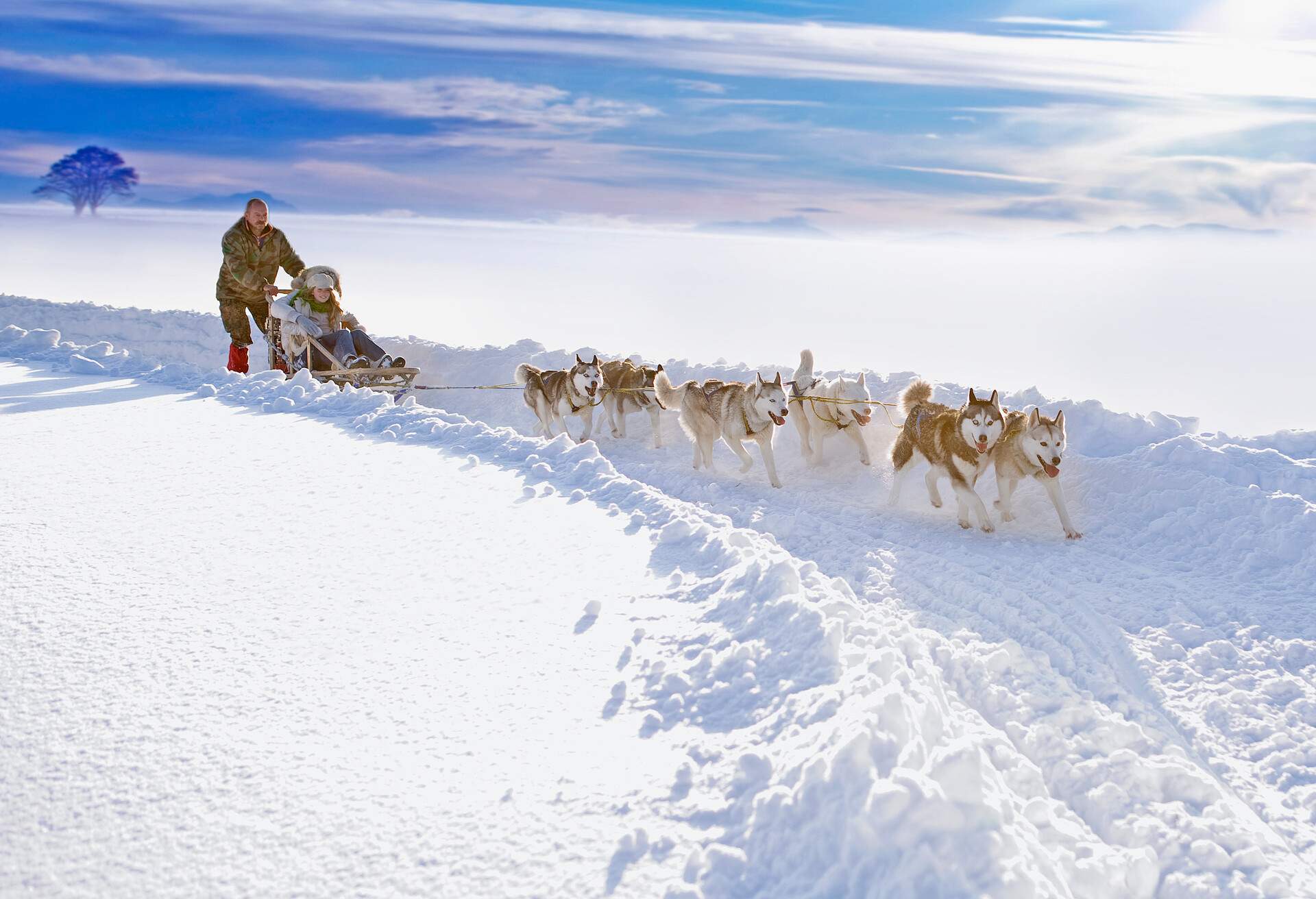 DEST_GERMANY_BAVARIA_BAD-TOELZ_BAD-TÖLZ_THEME_SLEDDING_GettyImages-102069704