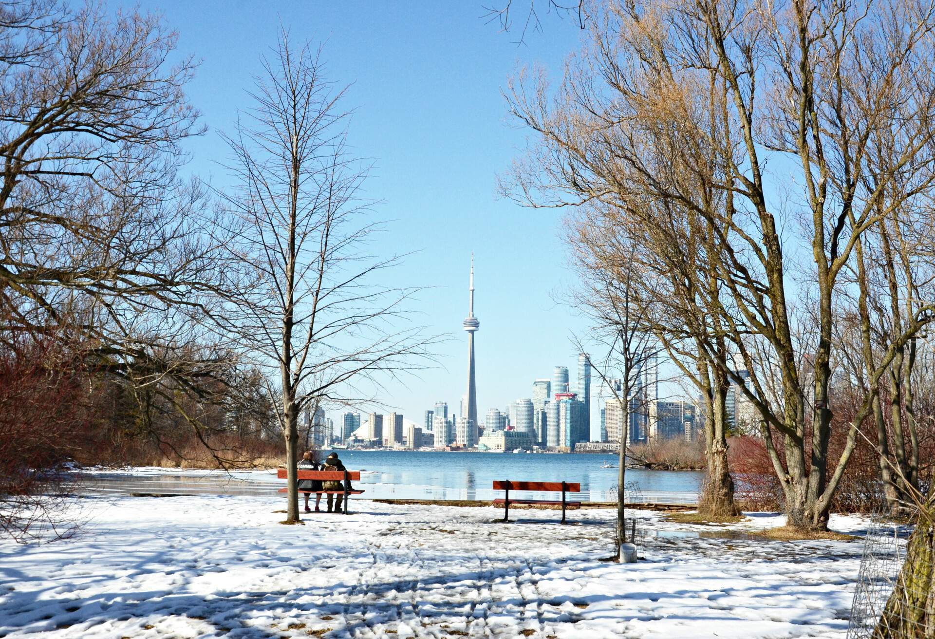 warm places to visit in canada during winter