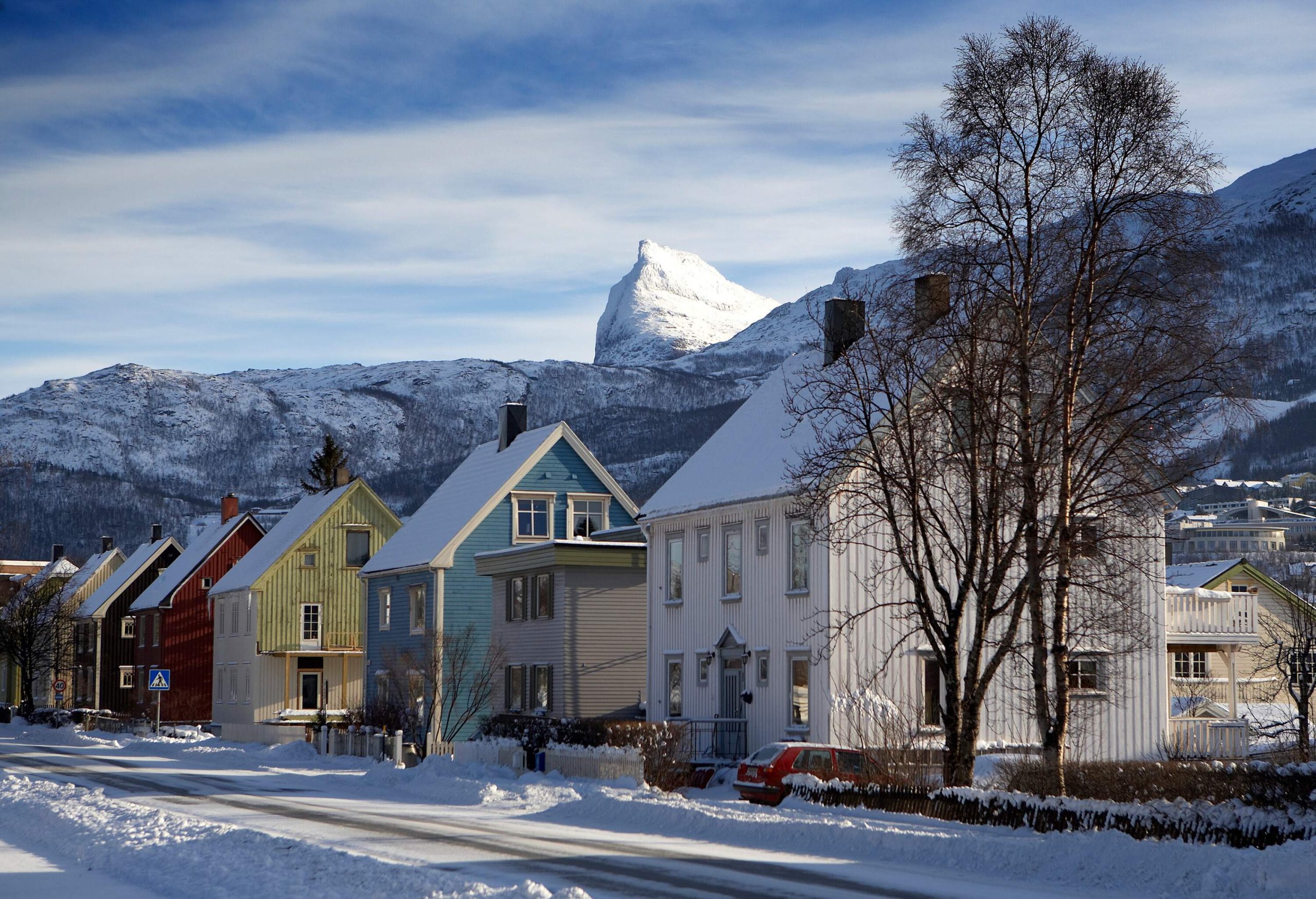 DEST_NORWAY_NARVIK_GettyImages-521945830