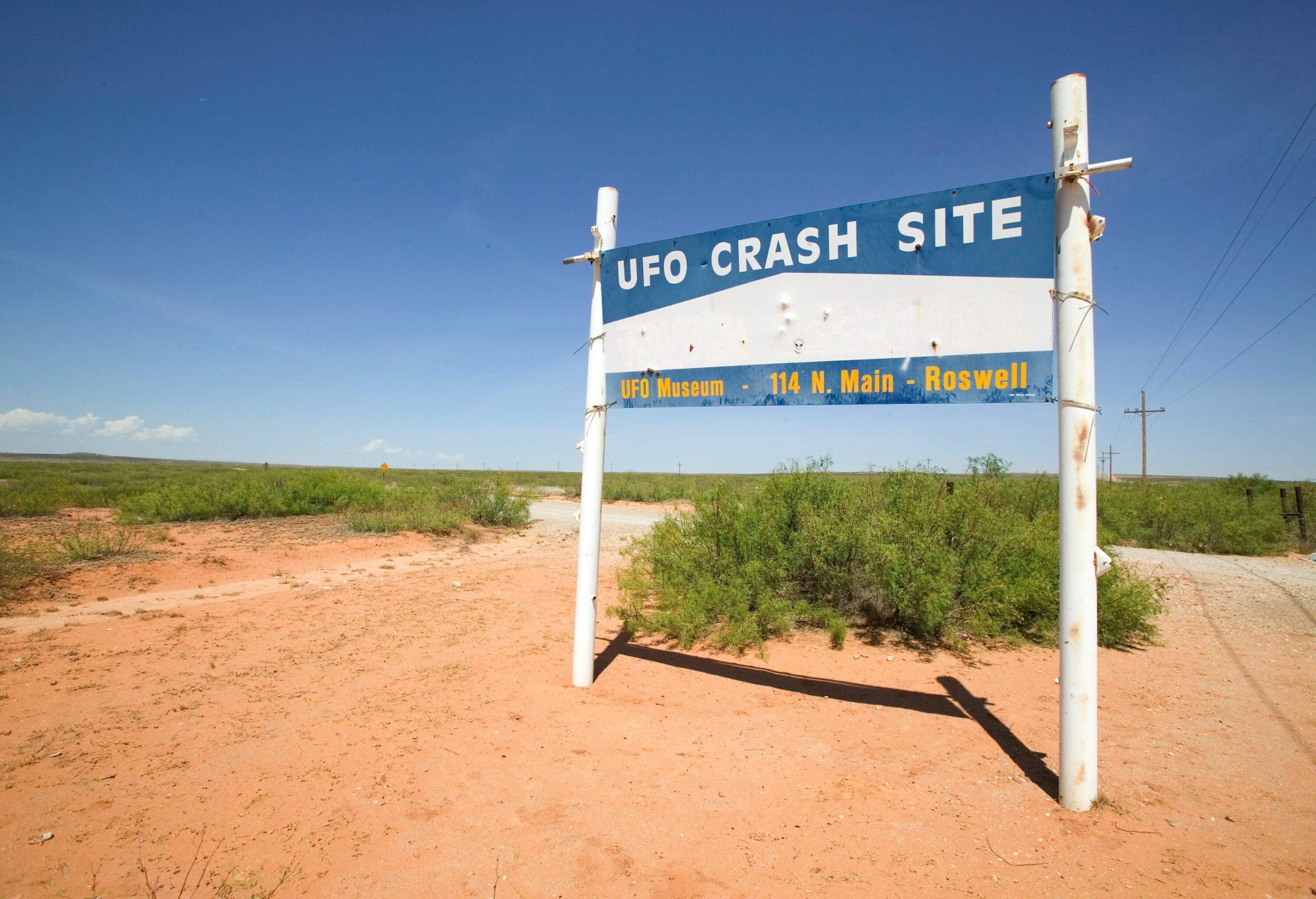 DEST_USA_NEW-MEXICO_ROSWELL_UFO-MUSEUM_GettyImages-6117-000980