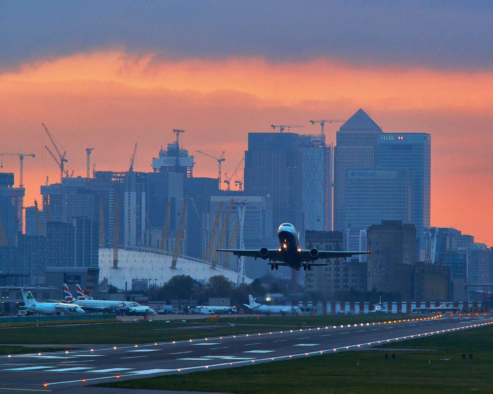 The complete guide to London airports | KAYAK