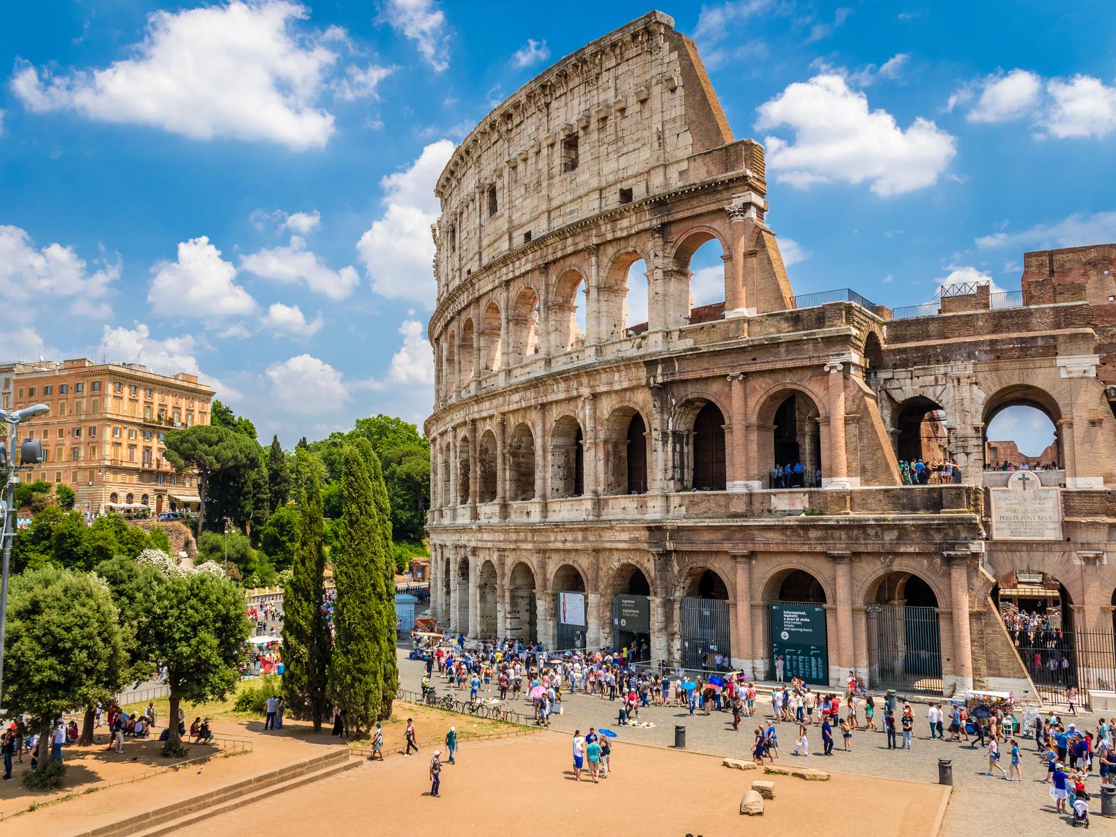 Flights to Italy at Attractive Prices: Important Tips! - Navigating the Booking Process