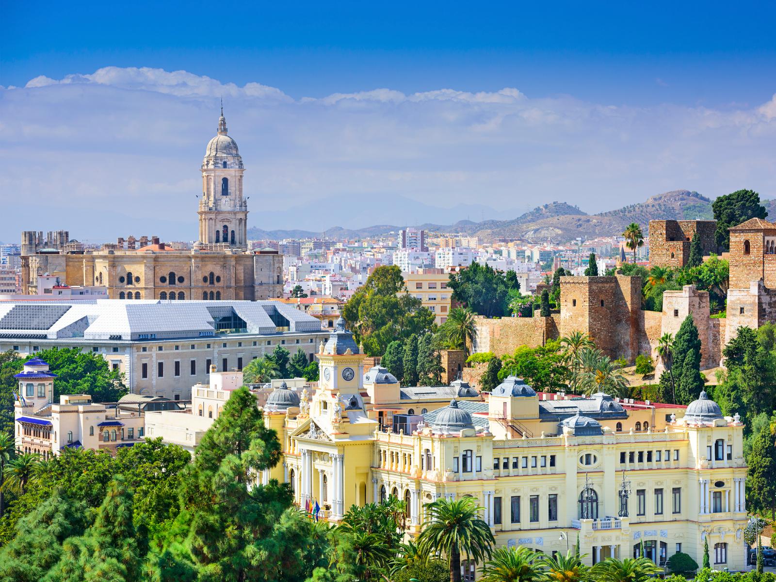 Cheap Flights to Spain: Discover More! - Best Time to Book Cheap Flights to Spain