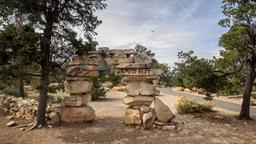 Find cheap flights from Rhode Island to Grand Canyon Village