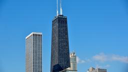 Chicago hotels near 360 CHICAGO