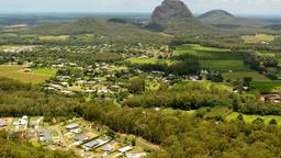 Glass House Mountains hotel directory