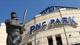 Pittsburgh hotels near PNC Ballpark
