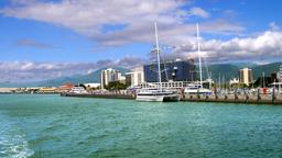 Find cheap flights from Wisconsin to Cairns