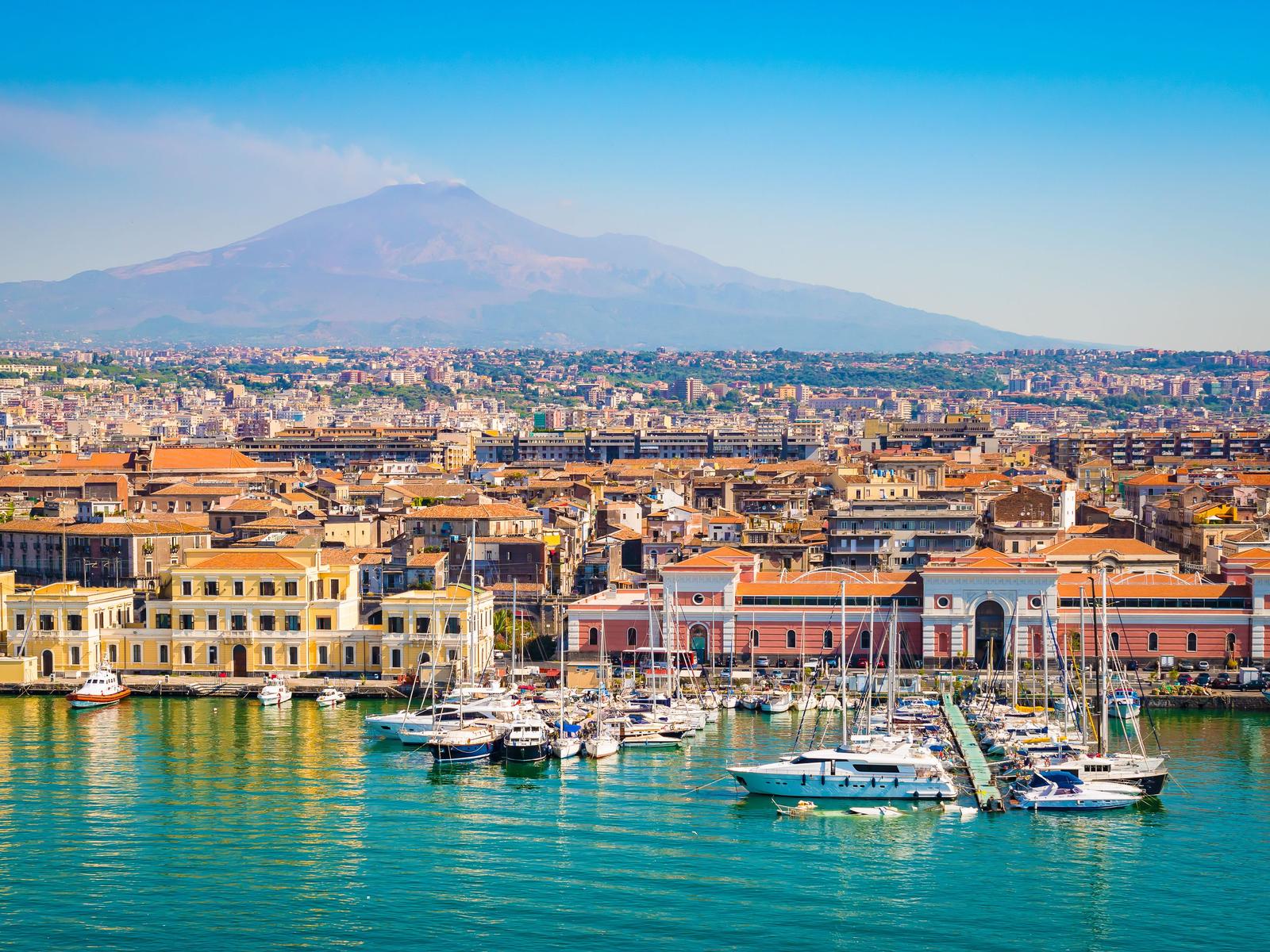Enjoy the Best Cheap Flights to Italy! - Budget-Friendly Airlines to Italy
