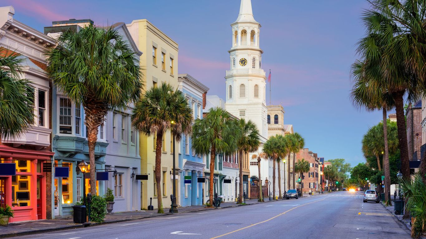 New York to Charleston Flights: Easy & Affordable Travel