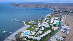 Paracas hotel directory