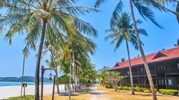 20 Best Hotels In Pantai Cenang Hotels From 8 Night Kayak