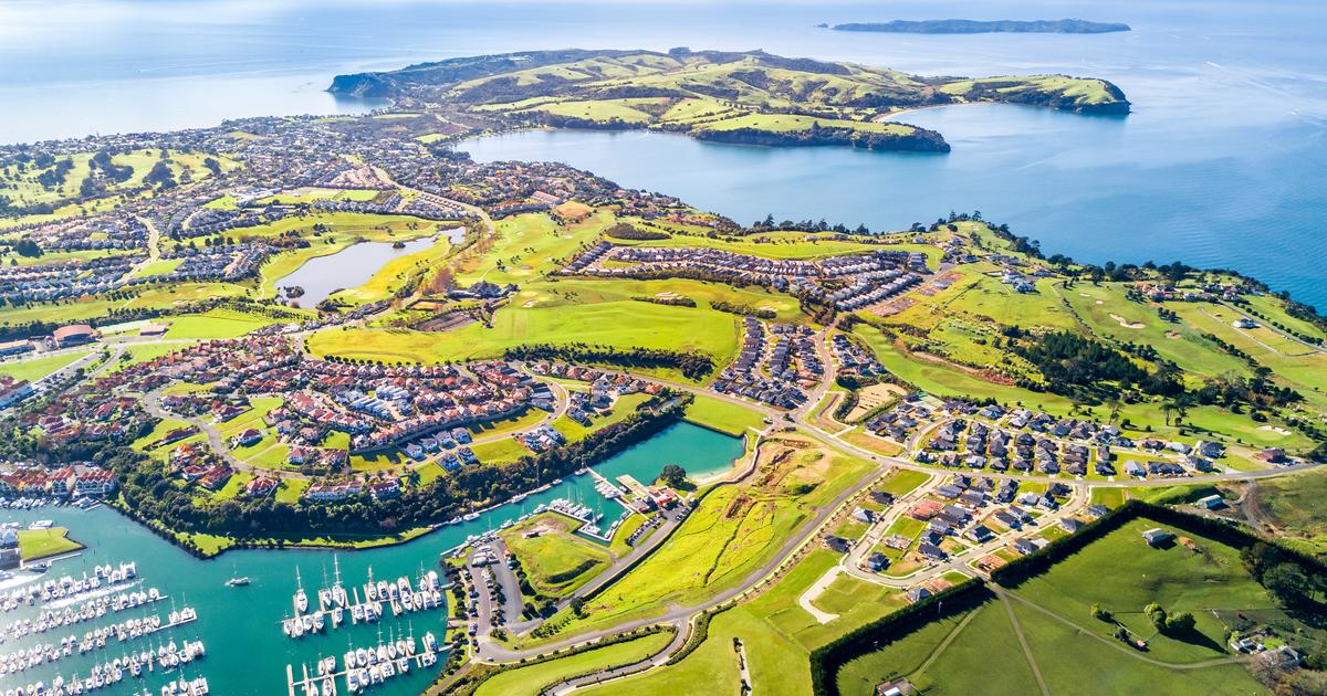 How to Get Cheap Flights to New Zealand: Insider Tips & Tricks