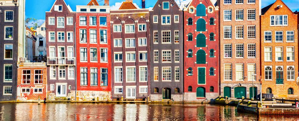 Kayak 2016 Holiday Travel Hacker Guide Amsterdam