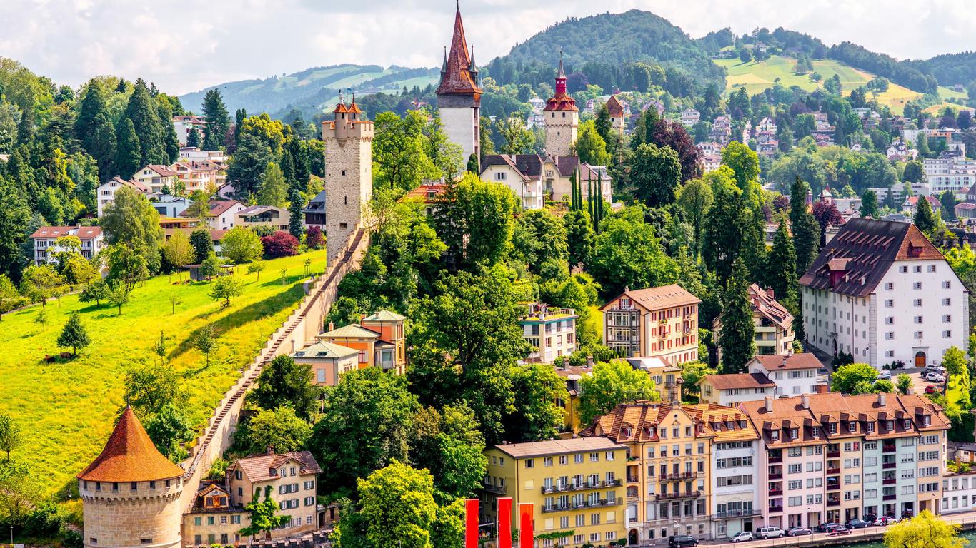 how to travel switzerland for cheap